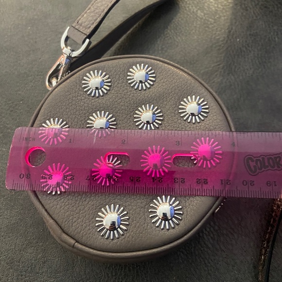 MICHAEL KORS-round wristlet-NWT - Picture 6 of 6